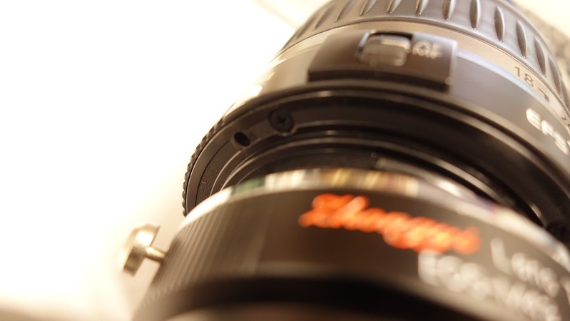 Secure hole of EF-S lens