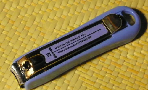 a normal nail clip